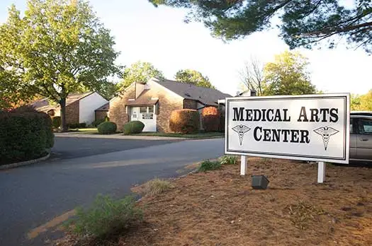 Medical Arts Center Signage